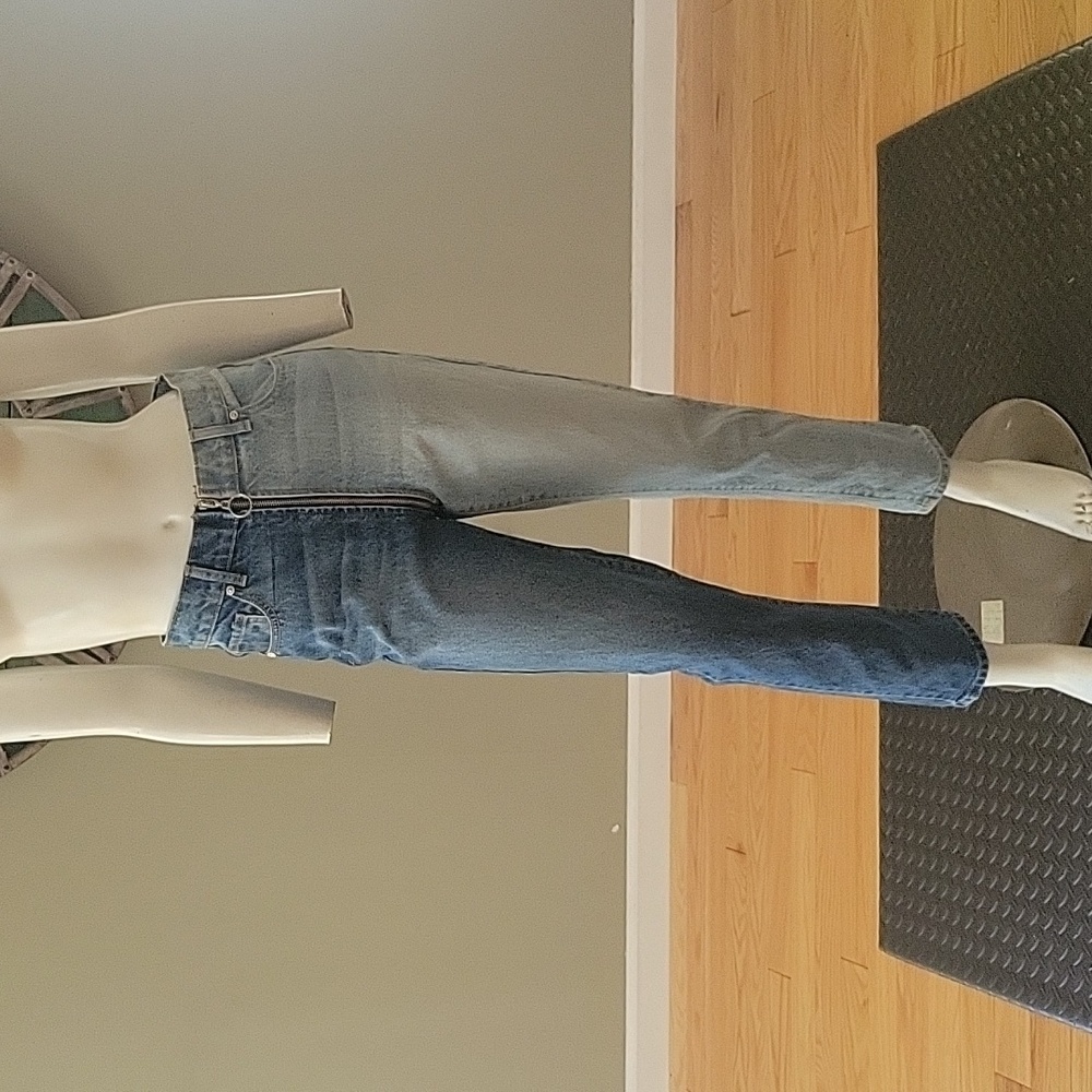 Revice Yin Yang Crop Jean